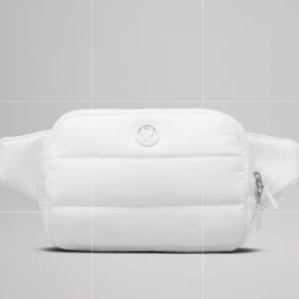 Lululemon White Everywhere Belt Bag Large 2L Wunder Puff EUC